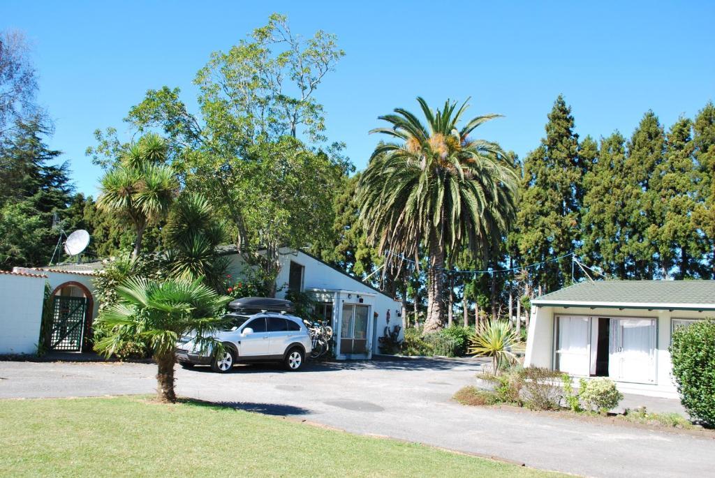 Katikati Motel Exterior photo
