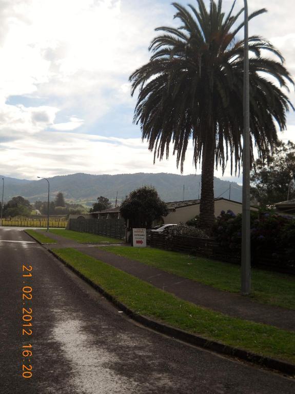 Katikati Motel Exterior photo