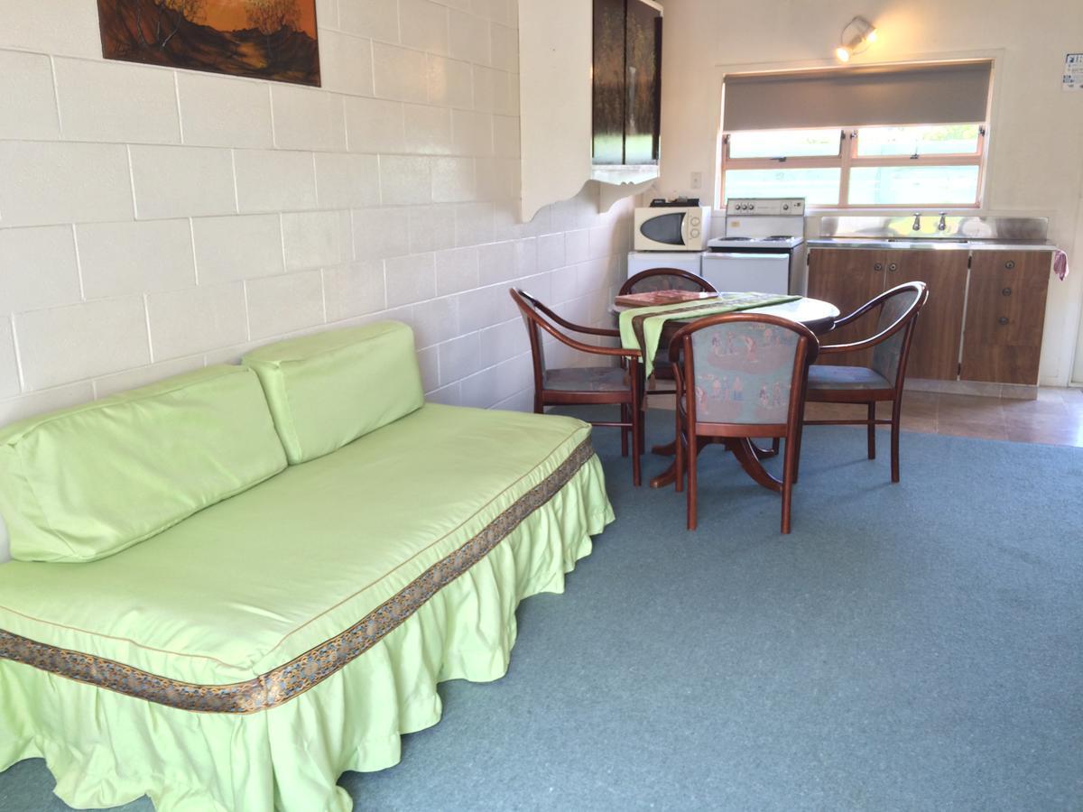 Katikati Motel Exterior photo