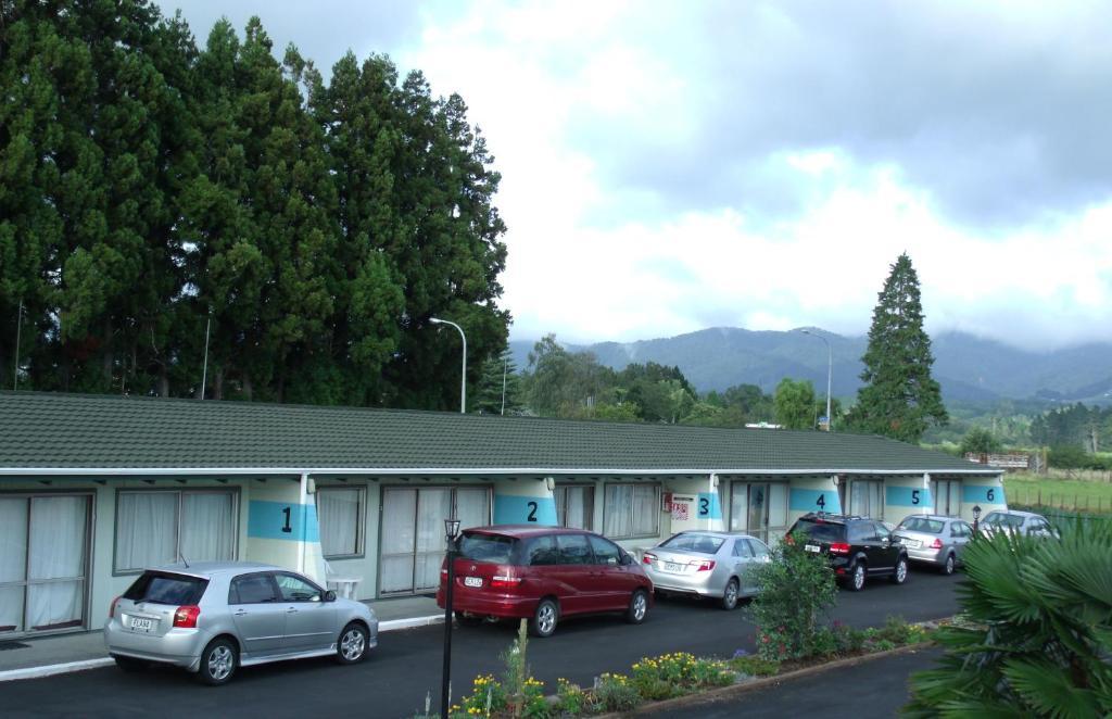 Katikati Motel Exterior photo
