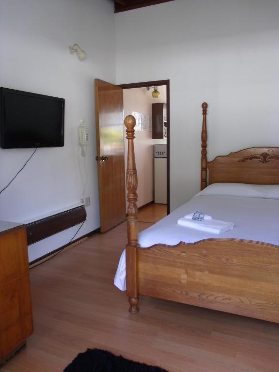 Katikati Motel Room photo